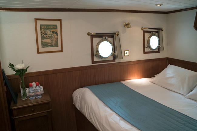 French hotel barge Anjodi - Guest cabin, double