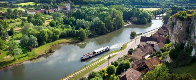 La Belle Epoque - Saussois Cliffs Burgundy