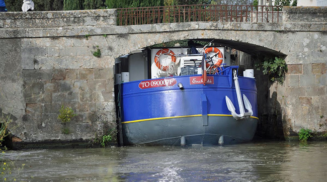 French Barge Enchante - Cruising Canal du Midi