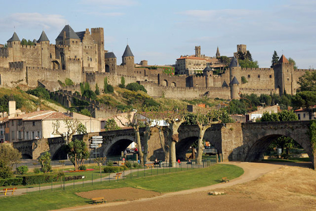 French Barge Enchante - Cruising Canal du Midi