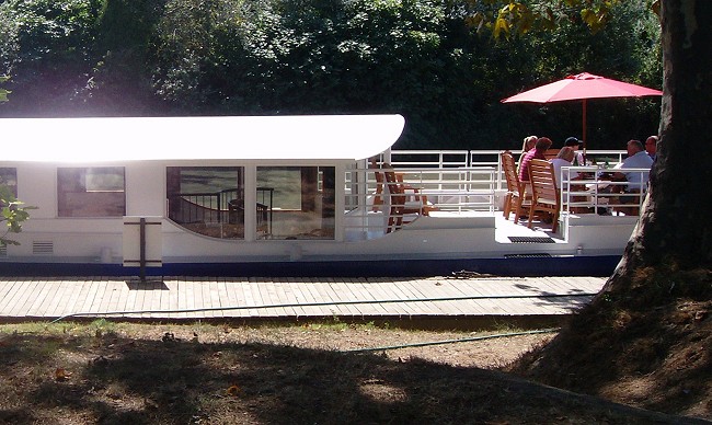 French Barge Enchante - Cruising Canal du Midi