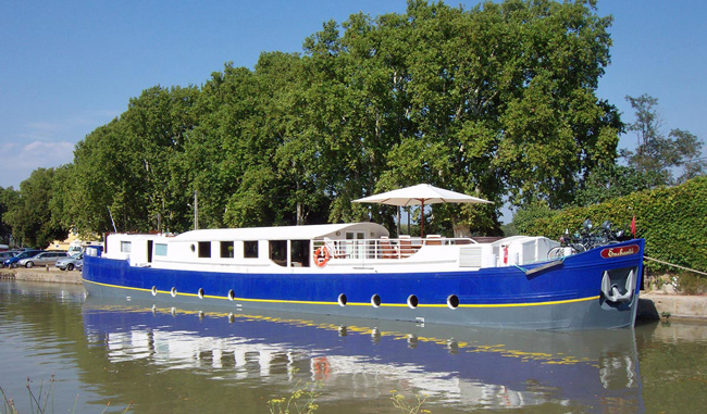 French Barge Enchante - Cruising Canal du Midi