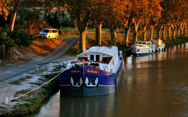 French Barge Enchante - Cruising Canal du Midi
