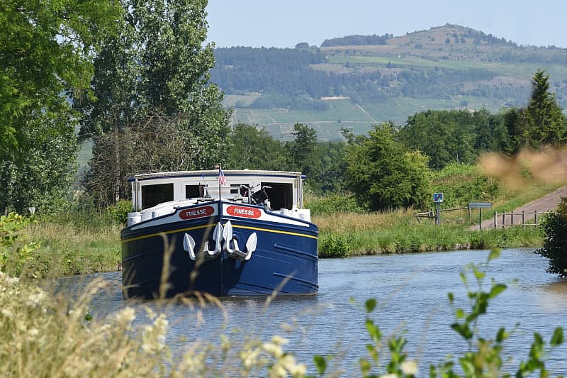 Photos : French Hotel Barge Finesse - cruising