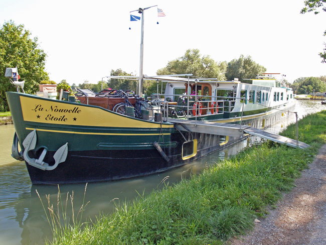 Hotel Barge La Nouvelle Etoile - Cruising France, Holland, Germany & Luxembourg