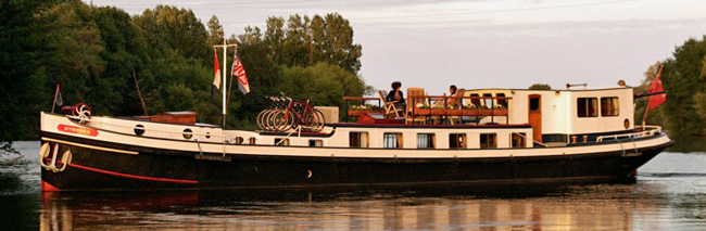 French Barge Nymphea - Cruising the Loire Valley, France