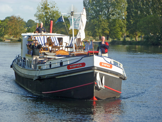 French Barge Nymphea - Cruising the Loire Valley, France