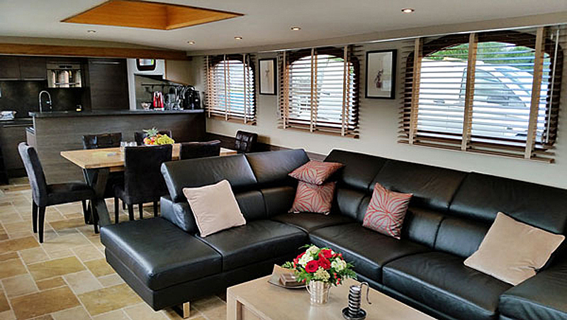 French Barge Rendez-Vous - Cruising the canals of Burgundy France
