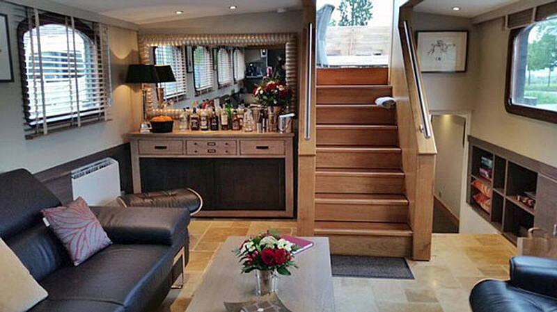 French Barge Rendez-Vous - Cruising the canals of Burgundy France