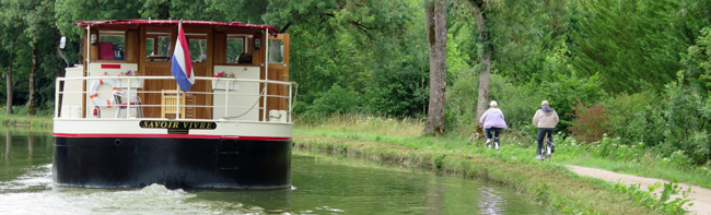 French Barge Savoir Vivre - Cruising Burgundy France