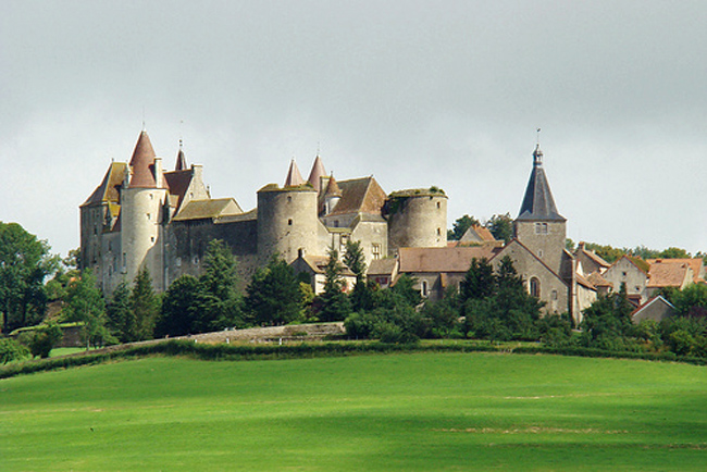 French Barge Savoir Vivre - Cruising Burgundy France