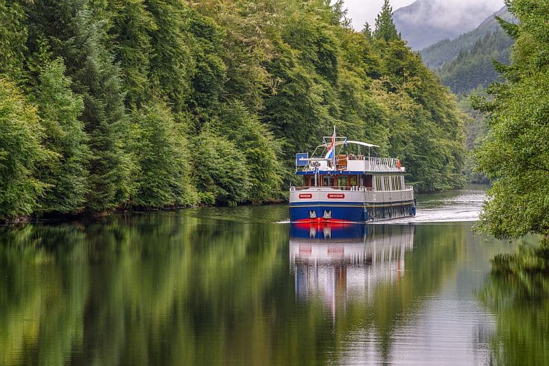 Scottish Hotel Barge Spirit of Scotland - Cruising Scotland