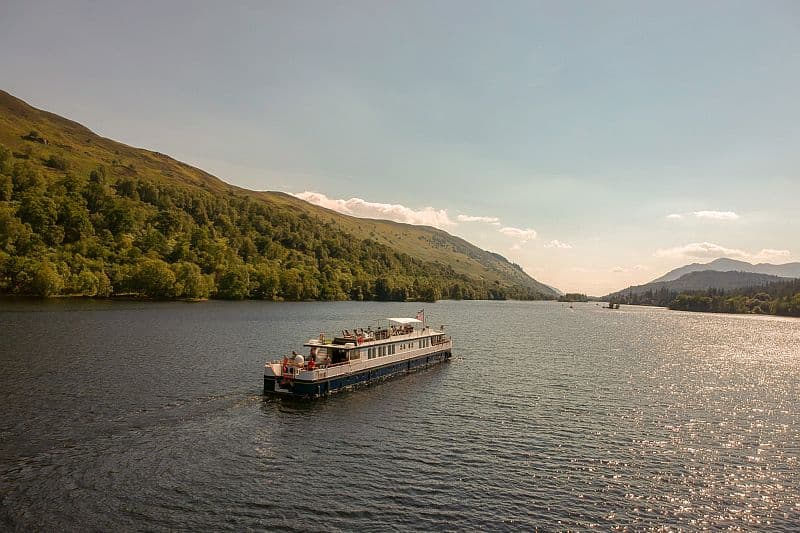Scottish Hotel Barge Spirit of Scotland - Cruising Scotland