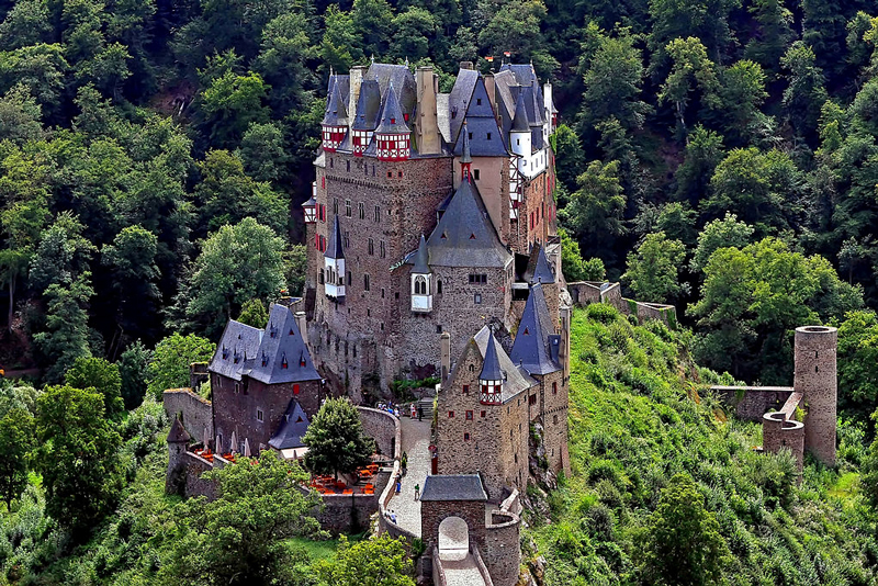 Barge charter cruises blog Barging blog - Moselle River Barge Cruise