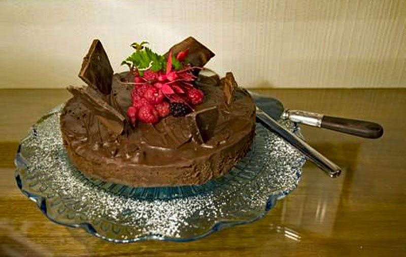 Barge charter cruises blog Barging blog - Guinness Cake / Shannon Princess