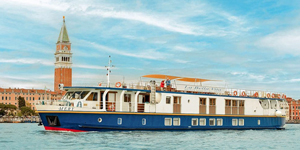 Hotel Barge LA BELLA VITA - Barging in ITALY Hotel Barge LA BELLA VITA - Barging in Italy - www.BargeCharters.com