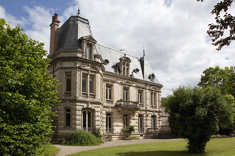 Domaine Chanson - Barging in Burgundy France