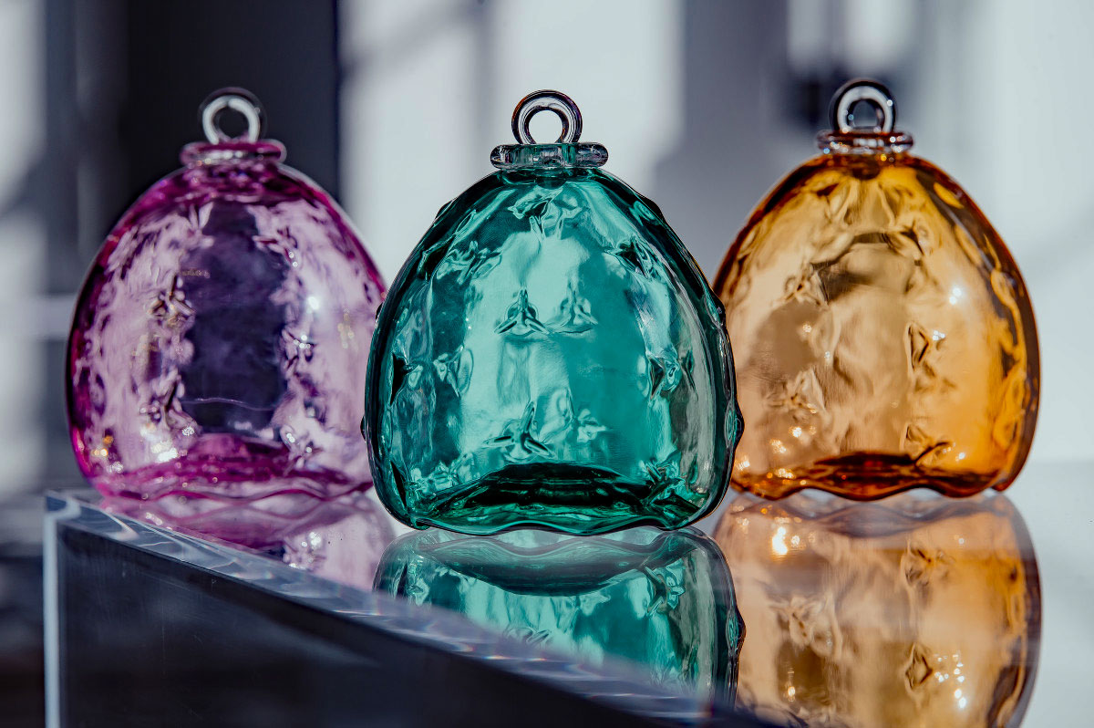 Meisenthal Glass Ornament -
Kaktus Boule de Noël by Mark Braun 2024 French Hotel Barge Cruises in Alsace-Lorraine France. Christmas Market Alsace France