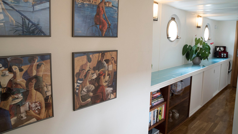 French Hotel Barge Enchante - Hallway on lower deck with the guest cabins