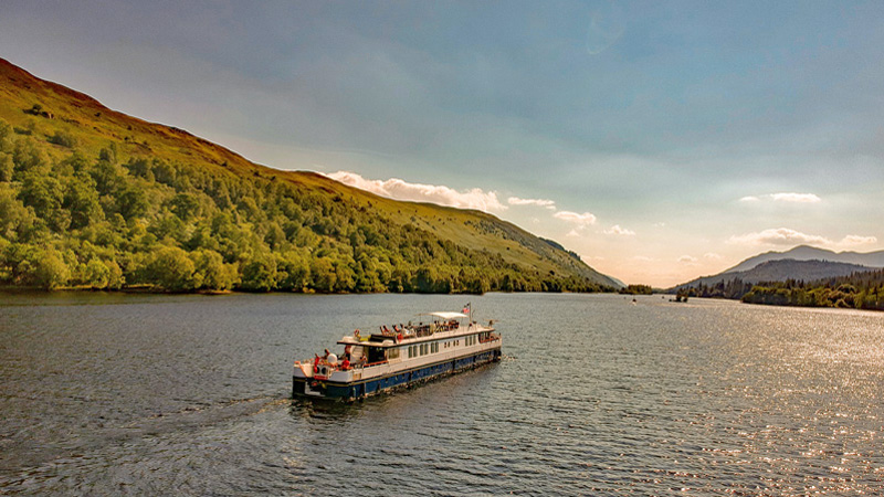 Scottish Hotel Barge Spirit of Scotland - Barging in Scotland