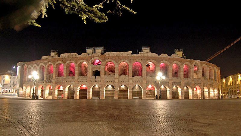Italy - Arena di Verona. Photo: Wikimedia Commons - Sergey Sosnovsky CC-SA 2.0