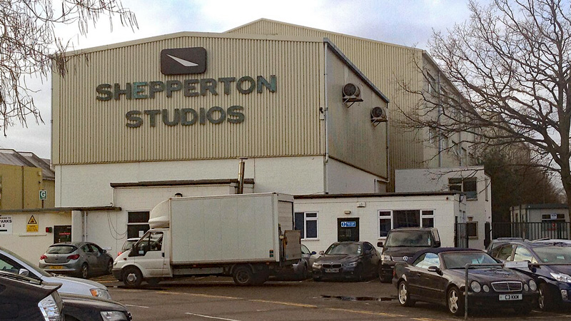 England - Shepperton Studios in Shepperton. Photo: Wikimedia Commons - Alexander Williams CC-SA 3.0