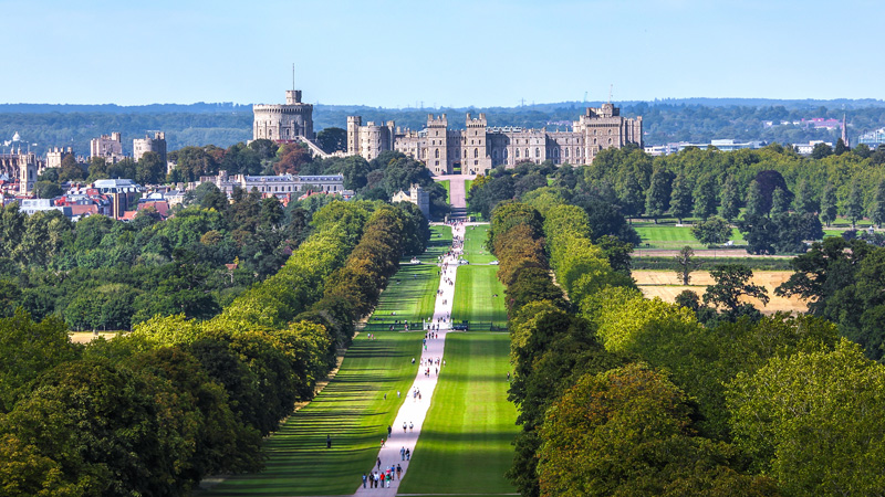 England - Windsor Castle - The Long Walk. Photo: Pixabay - Diego Torres.