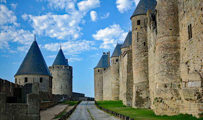 Carcassonne - The road between the double walls. Photo: Pixabay - Laura Otypkova