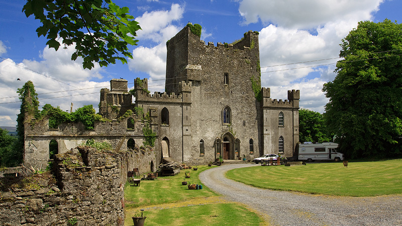 Ireland - The possibly haunted Leap Castle is near the town of Birr in County Offaly. Photo: Wikimedia Commons - Mike Searle CC-SA 2.0