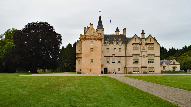 Scotland - Brodie Castle. Photo: Wikimedia Commons - Diego Cue CC-SA 3.0